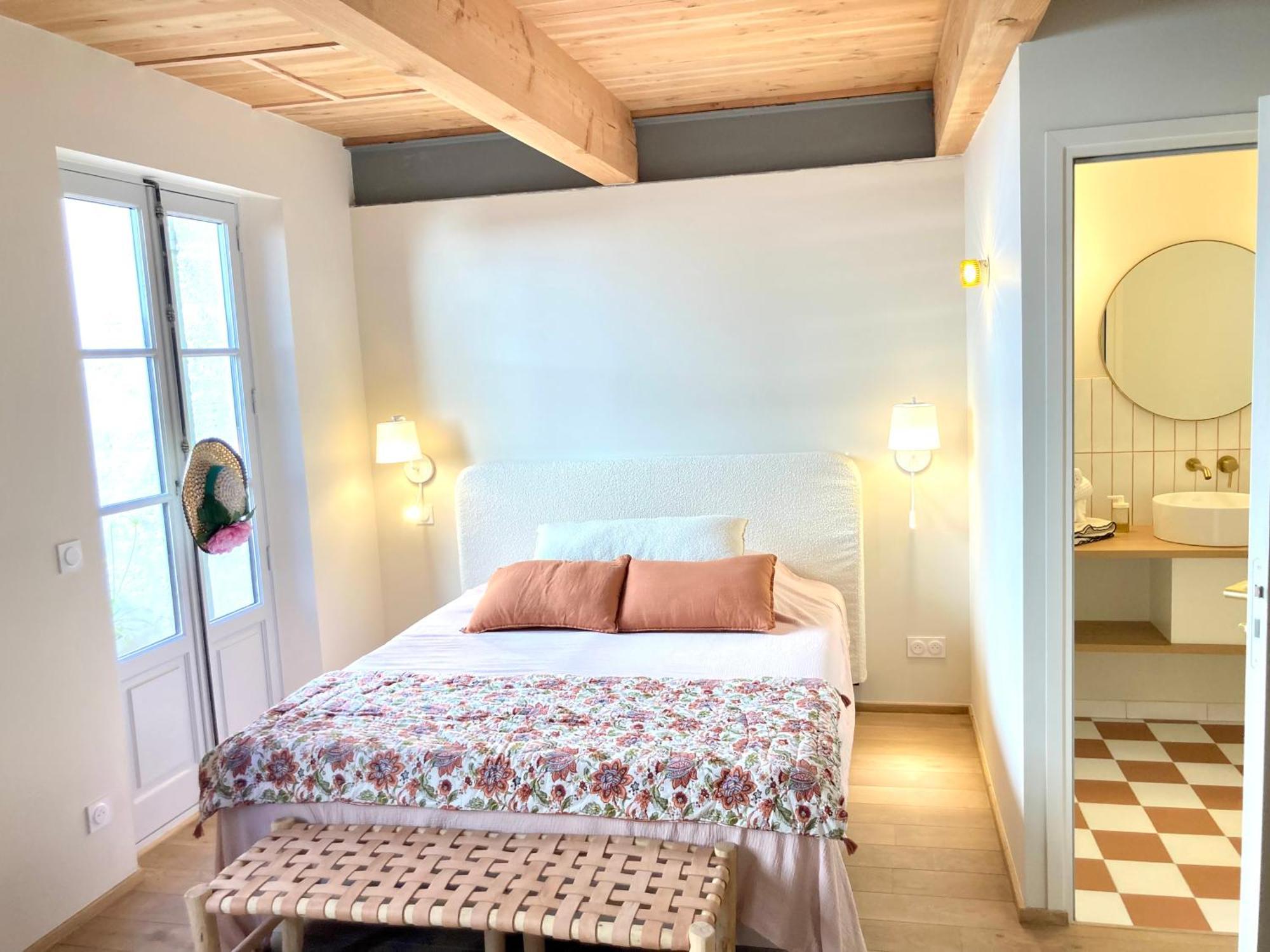 Le Petit Avignon - Chambres & Appartement A Deux Pas Du Pont D'Avignon Et Du Palais Des Papes Kamer foto